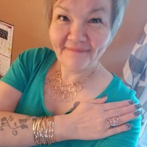 Meet your Posher, Gigi